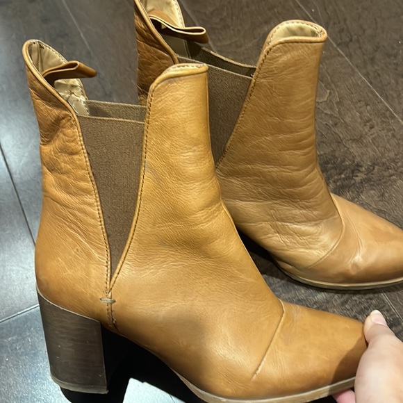 ZARA basic leather booties - Picture 6 of 7